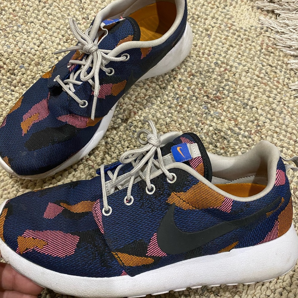 Nike Roshes